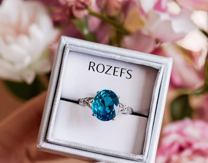 Blue Topaz Ring - Rozefs
